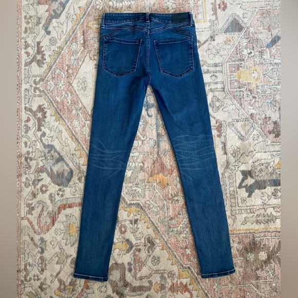 Express perfect lift mid rise legging - Picture 2 of 4